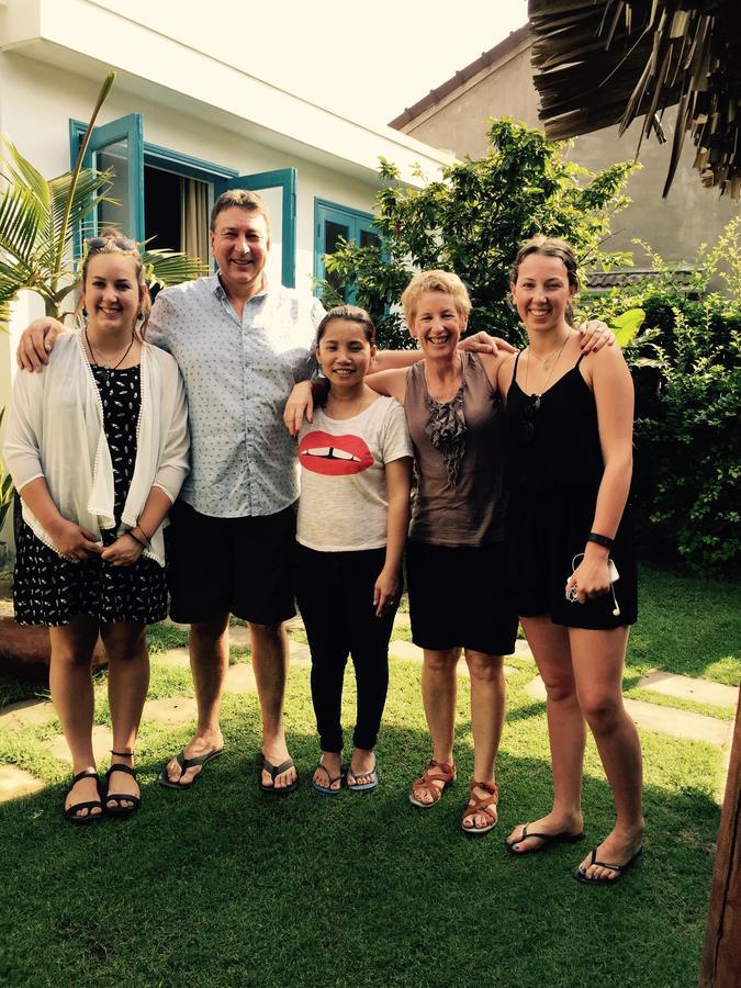 Local Beach Homestay Hoi An Eksteriør billede