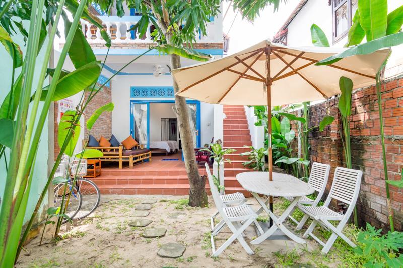 Local Beach Homestay Hoi An Eksteriør billede